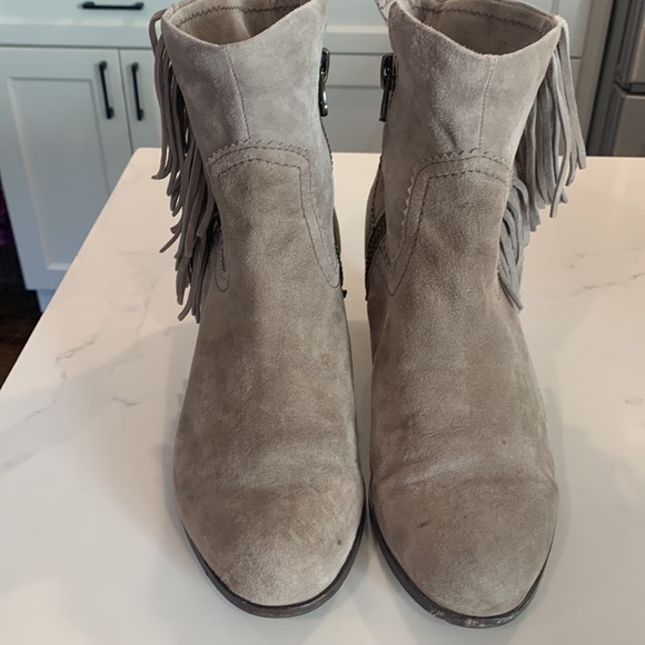 SUPER CUTE!!!Sam Edelman suede booties - Picture 2 of 5